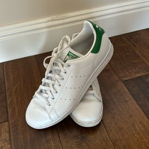 Stan smith shows size 12. Worn few times